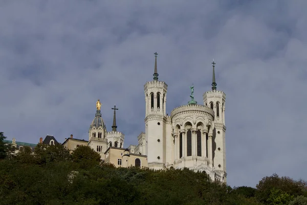 Közelkép Notre Dame Fourviere Lyon Bazilikáról Franciaország — Stock Fotó