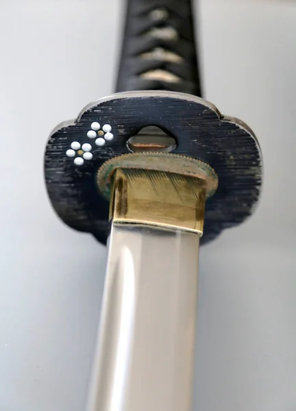 Geleneksel Bir Japon Katana Kılıç Sapının Detaylarının Yakından Çekimi — Stok fotoğraf