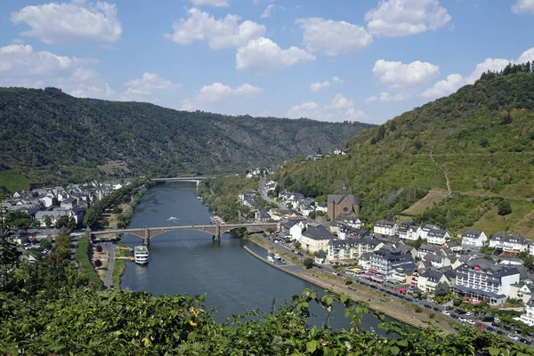 Une Vue Angle Élevé Ville Cochem Dans Région Moselle Allemagne — Photo