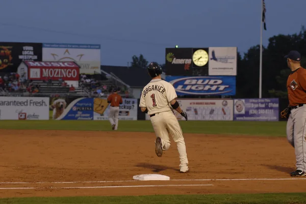 Fallon Egyesült Államok Szeptember 2008 Egy Kispályás Baseball Játékos Fut — Stock Fotó