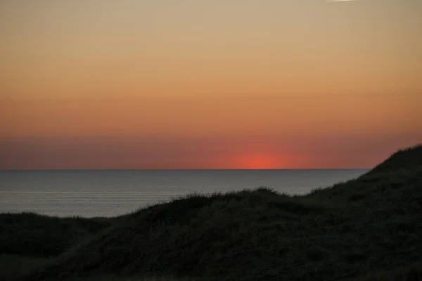 Belo Tiro Pôr Sol Sobre Mar — Fotografia de Stock