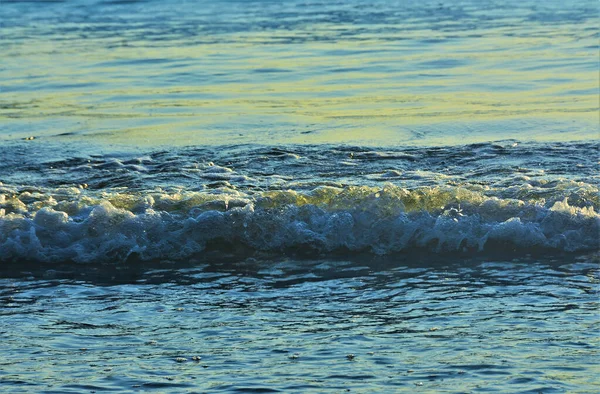 Hermoso Golpe Grandes Olas Mar —  Fotos de Stock