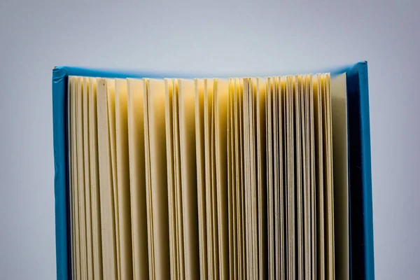 Zbliżenie Ujęcie Żółtych Stron Notatnika — Zdjęcie stockowe