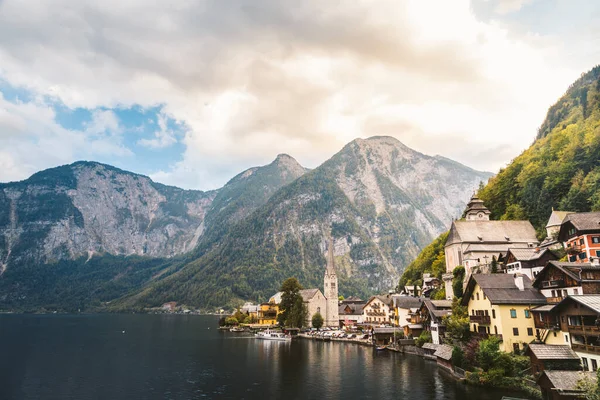 Μια Εναέρια Όμορφη Φωτογραφία Μιας Λίμνης Στο Hallstatt Αυστρία — Φωτογραφία Αρχείου