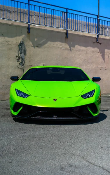 Sestri Levante Talya Temmuz 2020 Neon Yeşili Lamborghini Performansı Caddeye — Stok fotoğraf