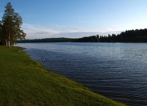 Ett Fascinerande Landskap Lugn Sjö Sverige — Stockfoto