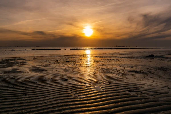 Ein Schöner Blick Auf Den Strand Während Des Sonnenuntergangs — Stockfoto