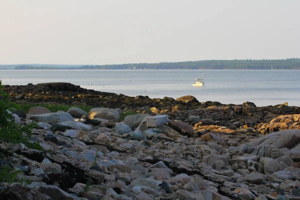 Majestätisk Bild Stenig Kust Med Vacker Havsutsikt — Stockfoto