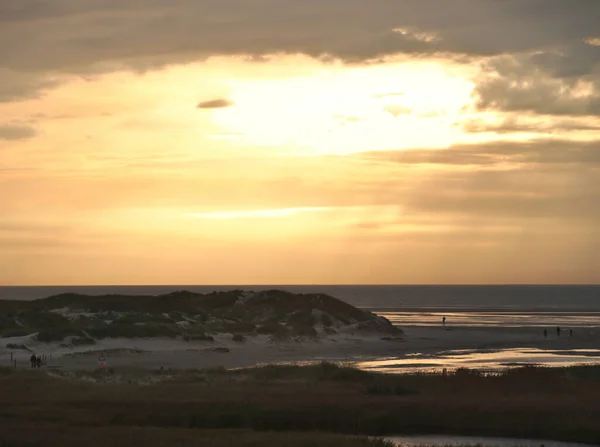 Захід Сонця Хмарами Над Дюнами Пляжем Сент Пітер Ордінг — стокове фото