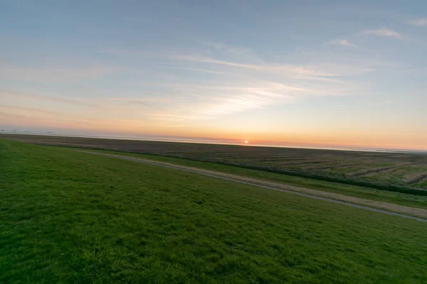 Ландшафтний Знімок Поля Під Час Заходу Сонця — стокове фото