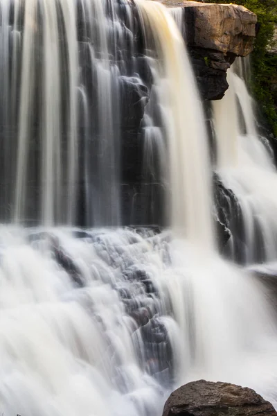 Eine Vertikale Aufnahme Der Blackwater Falls State Park Davis Usa — Stockfoto
