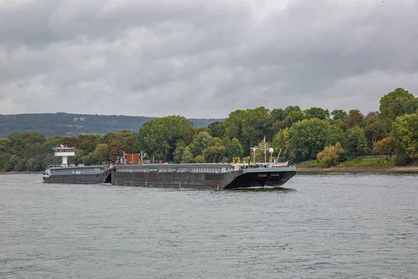 Нью Йорк Германия Сентября 2019 Года Транспортный Корабль Толкач Речном — стоковое фото