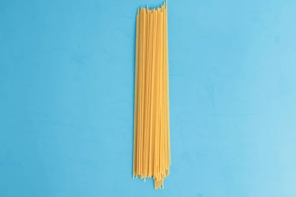 Nad Głową Ujęcie Surowego Spaghetti — Zdjęcie stockowe