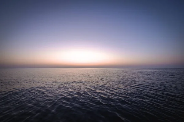 Een Prachtig Shot Van Zonsondergang Boven Zee — Stockfoto