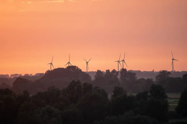 Beautiful Shot Electric Windmills Colorful Sunset Sky Background — Stock fotografie