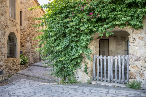 Die Schöne Aussicht Auf Die Stadt Pals Der Costa Brava — Stockfoto