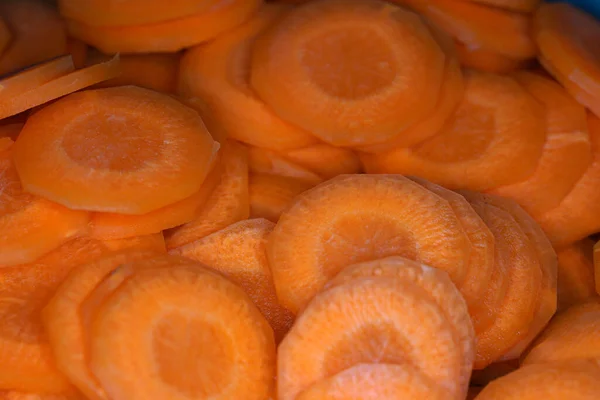 Egy Közelkép Felszeletelt Narancssárgarépáról — Stock Fotó