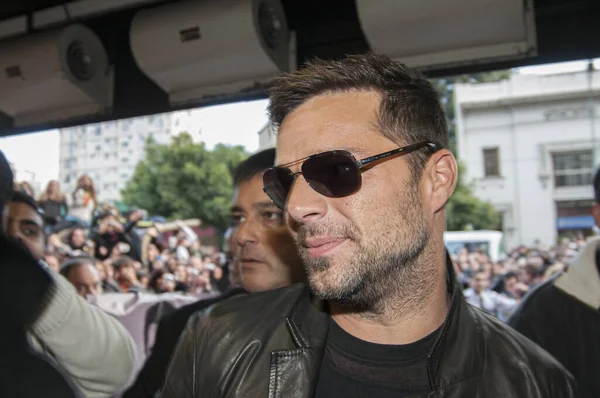 Buenos Aires Argentina Jun 2011 Sångaren Ricky Martin Anländer Till — Stockfoto
