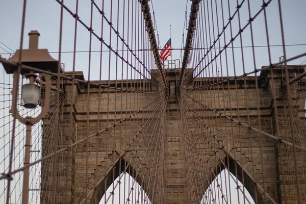 Eine Aufnahme Der Brooklyn Bridge New York Usa — Stockfoto