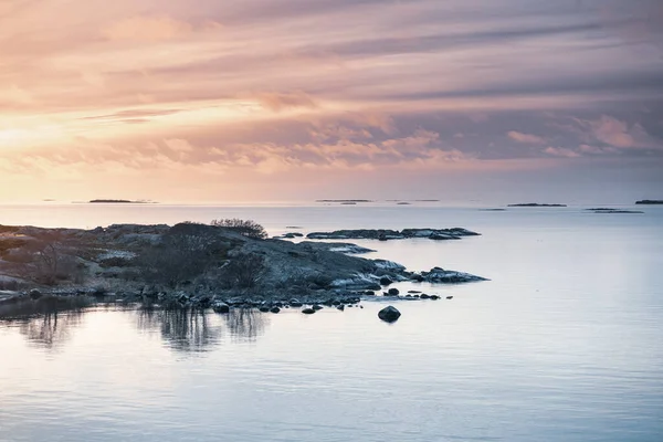 Een Prachtige Zeegezicht Bij Zonsondergang — Stockfoto