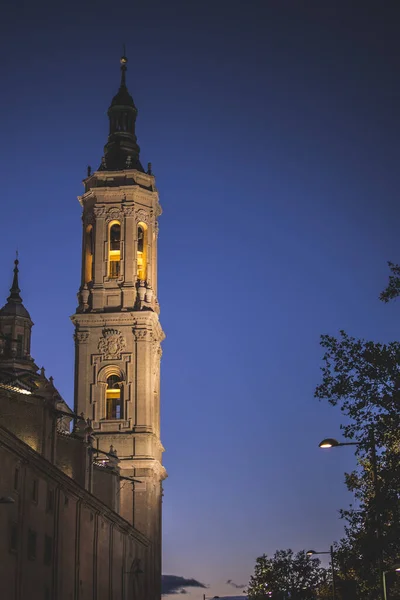 Vertical Shot Cathedral Basilica Our Lady Pillar Zaragoza Spain Evening — Stock Fotó