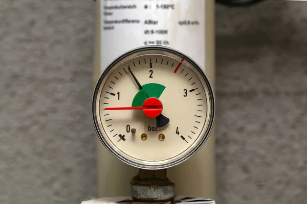 圧力計の選択的焦点ショット — ストック写真