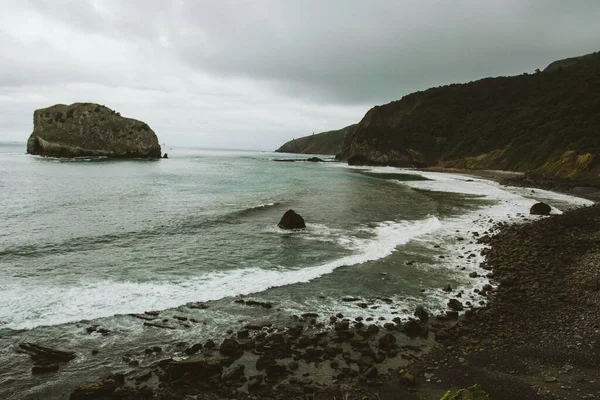 Una Hermosa Foto Una Playa Rocosa País Vasco España — Foto de Stock