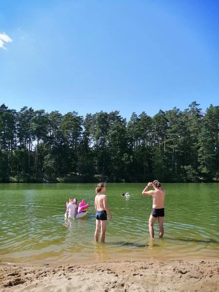 Grzybek Polonia Agosto 2020 Persone Che Fanno Bagno Una Spiaggia — Foto Stock