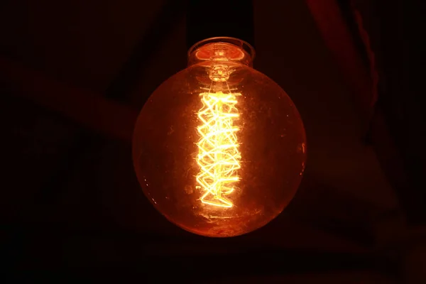 Closeup Shot Old Light Bulb Glowing — Stock Photo, Image