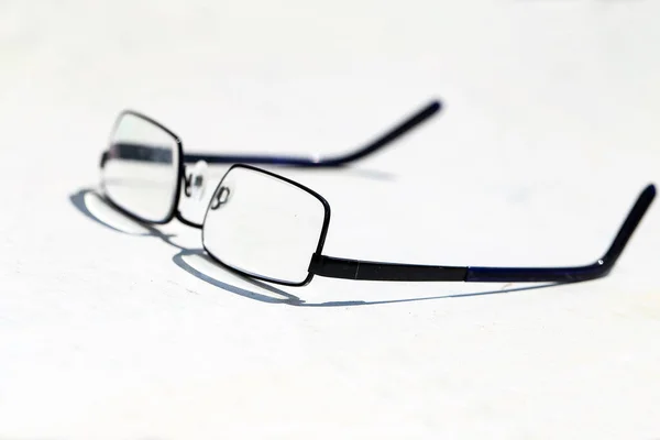 Detailní Záběr Brýlí Bílém Pozadí — Stock fotografie