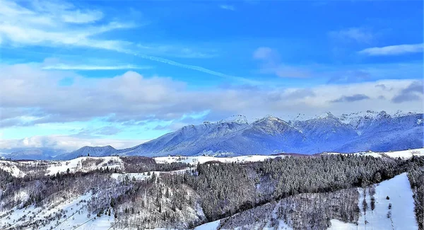 Ett Vackert Landskap Med Bucegi Berg Vintern — Stockfoto