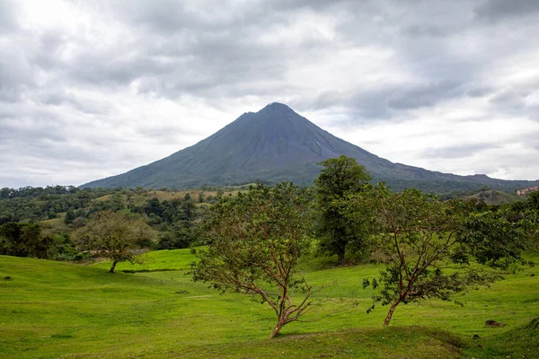Fortuna Costa Rica Marzo 2019 Volcán Arenal Toda Majestuosidad —  Fotos de Stock