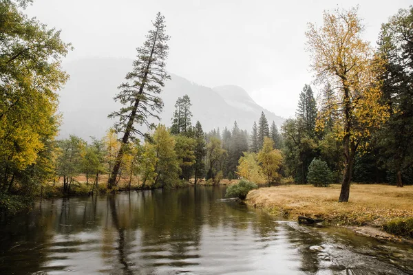 Dech Beroucí Scenérie Přírody Yosemitského Národního Parku Nachází Kalifornii Usa — Stock fotografie