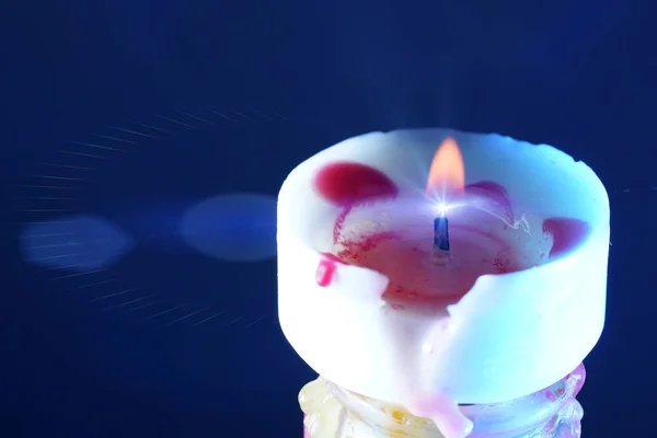 Closeup Burning Candle Blurry Background — Stock Photo, Image