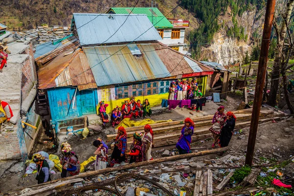 Malana Village Ινδία Απρίλιος 2016 Χωριό Μαλάνα Άνθρωποι Και Εορτασμοί — Φωτογραφία Αρχείου