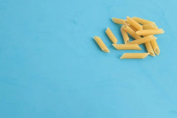 Raw Pasta Blue Surface — Stock Photo, Image