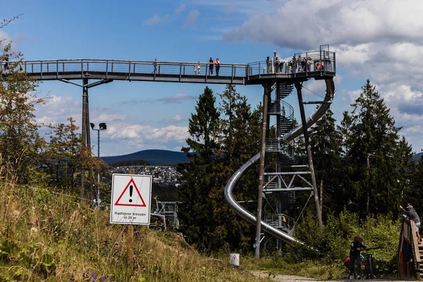 Winterberg Γερμανια Ιουλ 2020 Ένας Μακρύς Ορίζοντας Μια Γιγάντια Τσουλήθρα — Φωτογραφία Αρχείου