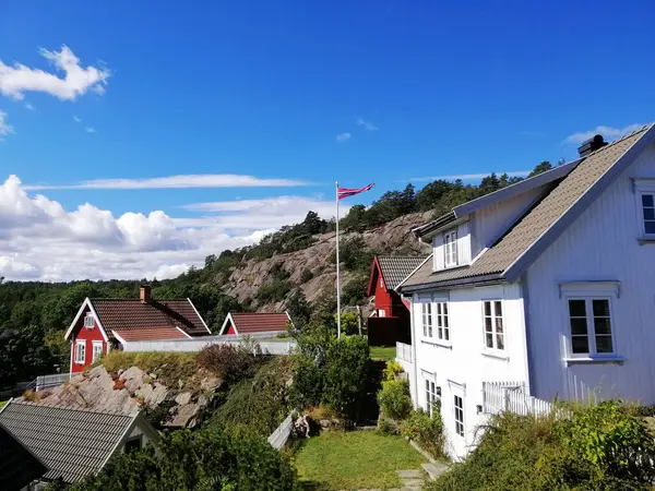 Piękne Ujęcie Domów Miejscowości Gjeving Norwegia — Zdjęcie stockowe