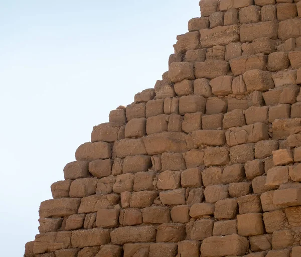 Närbild Pyramid Gjord Grovt Huggen Sandsten Och Sandsten Block Sudan — Stockfoto