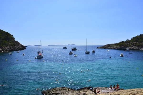 Eine Aufnahme Von Booten Meer Und Der Küste — Stockfoto