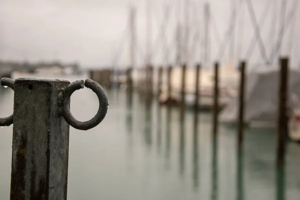 Närbild Skott Från Port Med Suddig Bakgrund — Stockfoto