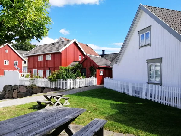 Piękne Ujęcie Domów Miejscowości Gjeving Norwegia — Zdjęcie stockowe