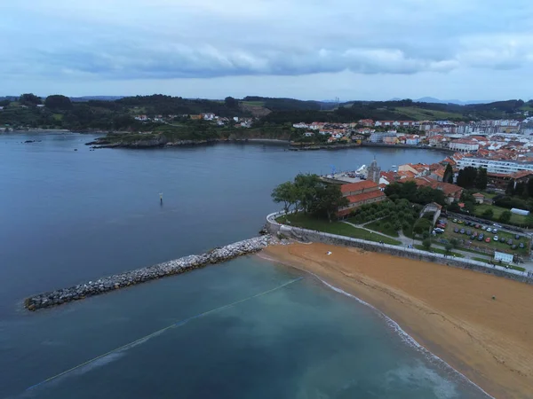 Luanco Aldeia Costeira Nas Astúrias Espanha Drone Aéreo Foto — Fotografia de Stock