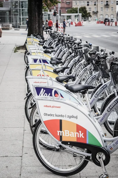 Poznan Polska Sierpnia 2016 Row Nextbike Rental Bicycles Sidewalk City — Zdjęcie stockowe