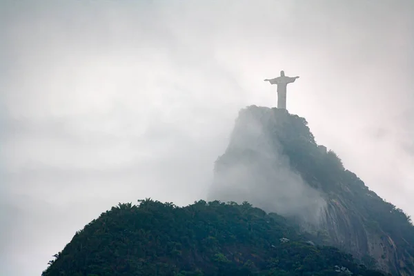 Low Angle Shot Famous Christ Redeemer Clouds Rio Janeiro Brazil — Stock Photo, Image