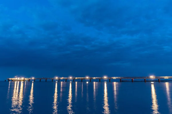 Nahaufnahme Einer Brücke Der Nacht — Stockfoto