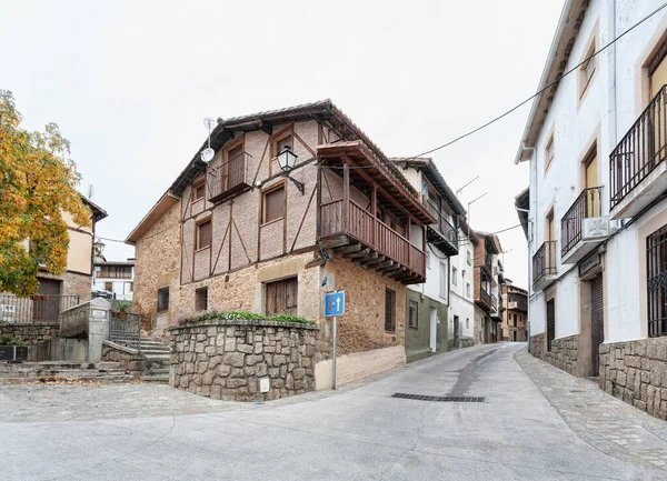 Madrigal Vera Espanha Nov 2019 Vista Cidade Rua Casas Edifícios — Fotografia de Stock