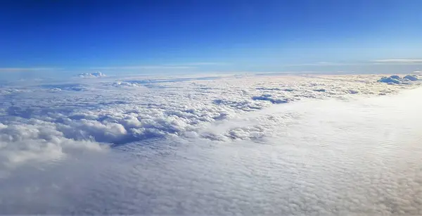 Beau Paysage Terre Des Nuages Blancs Vus Avion — Photo