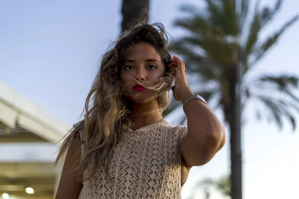 Shallow Focus Shot Caucasian Female Posing Outdoors — Stock Photo, Image