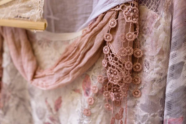 Güzel Pembe Tekstil Resimlerinin Yakın Çekimi — Stok fotoğraf